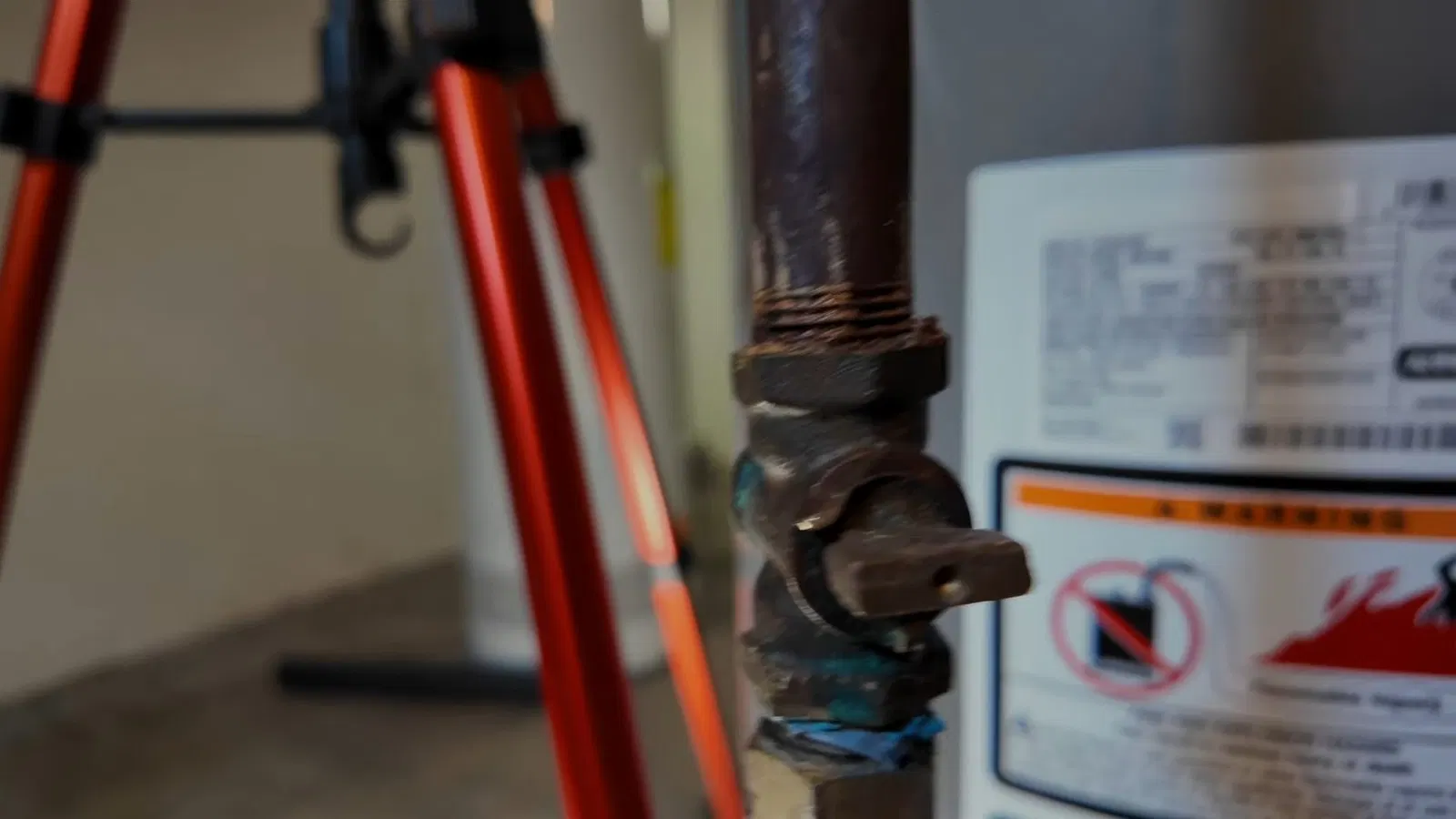 Gas Water Heater Replacement Drain Valve Drain valve during gas water heater replacement
