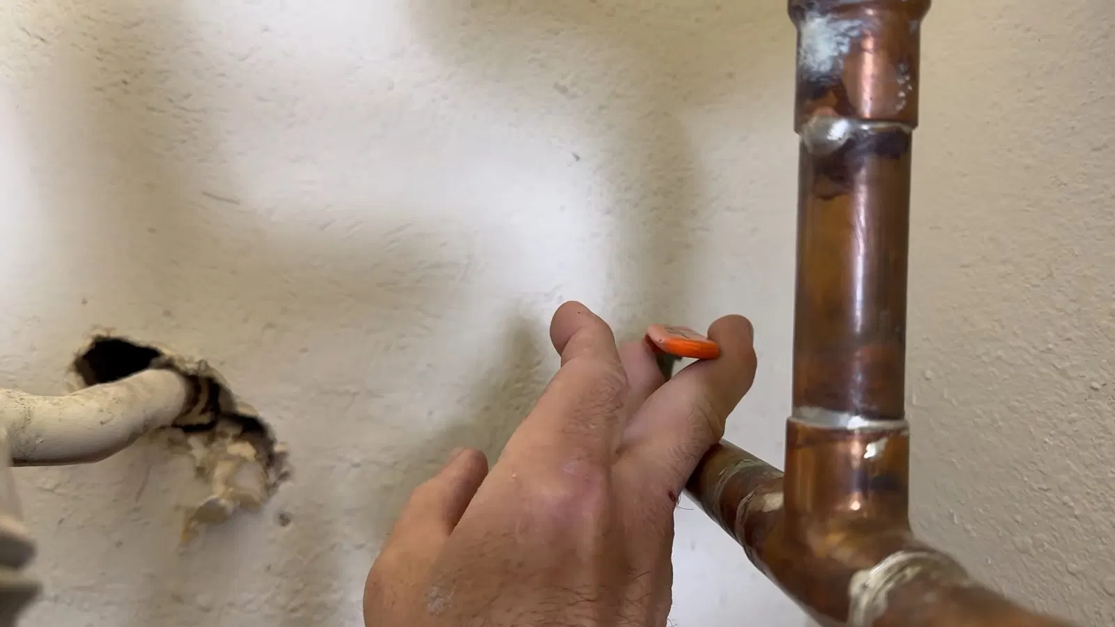Diagnostic equipment during plumbing leak detection