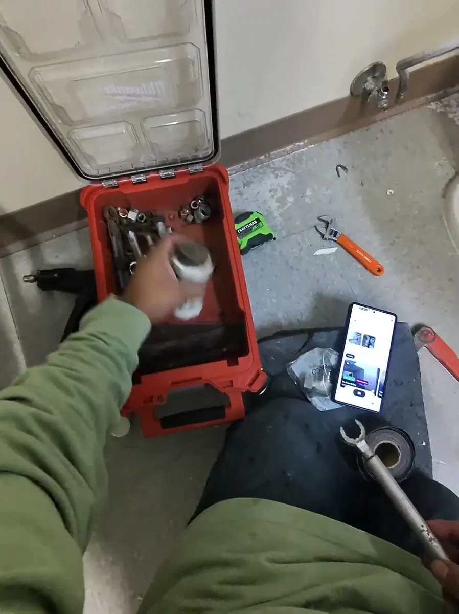 Camera monitor used in sewer camera inspection
