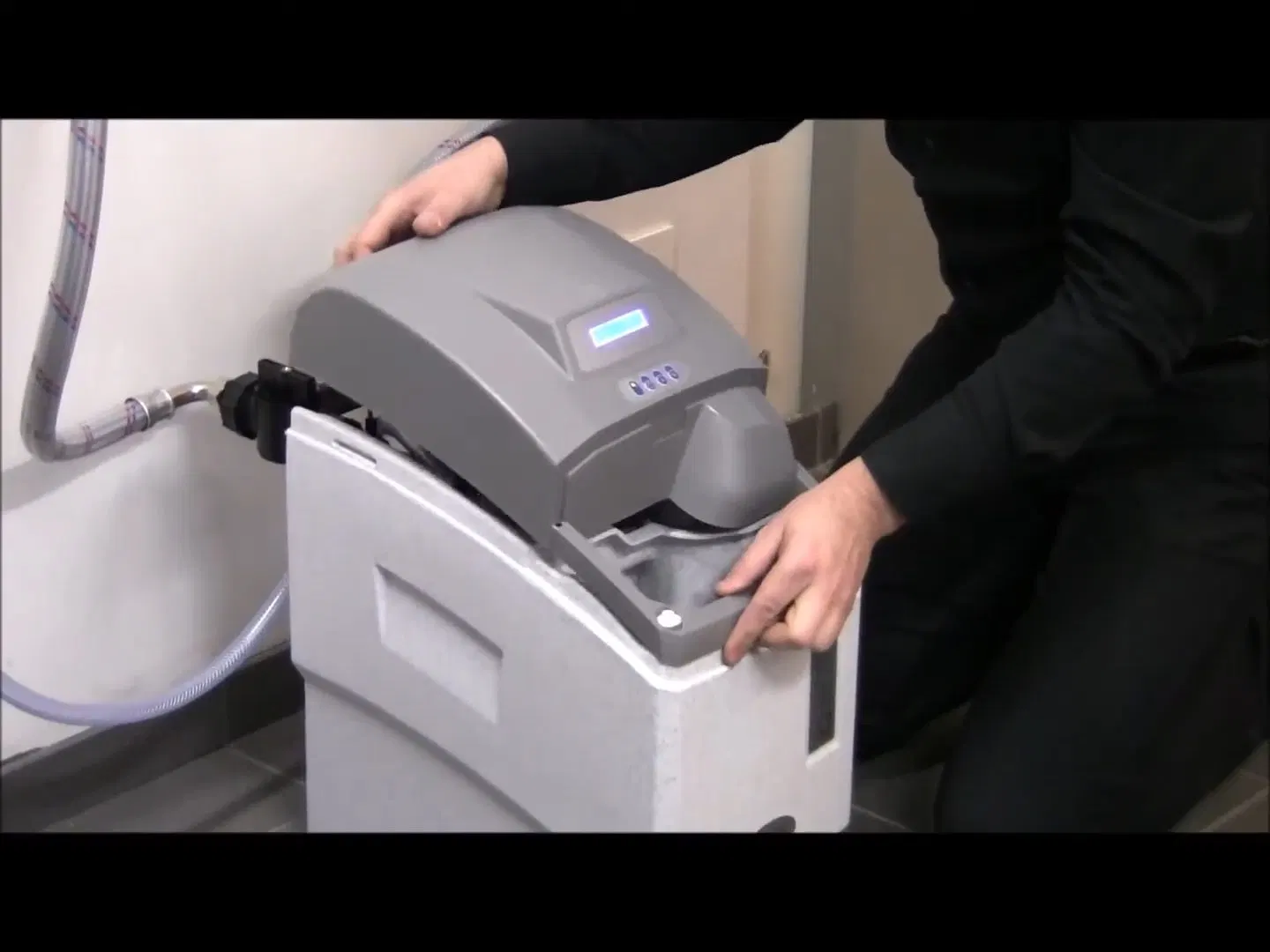 Water Softener Control Programming Control Head Control head during water softener control programming